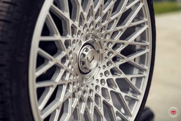 Фото дисков Vossen GEN-05 (3-piece) Глянцевый лак на Mercedes-Benz G-Class III