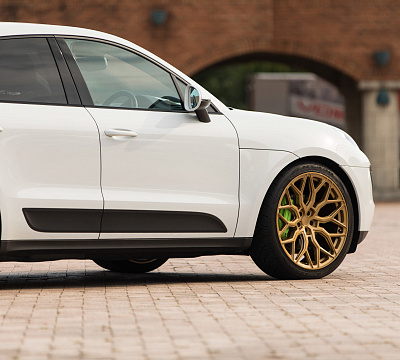 Фото дисков Vossen HF-2 на Porsche Macan I
