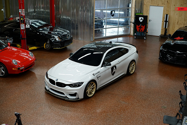 Фото дисков Anrky AN13 Глянцевая шампань на BMW 4/M4 (F32/F82)