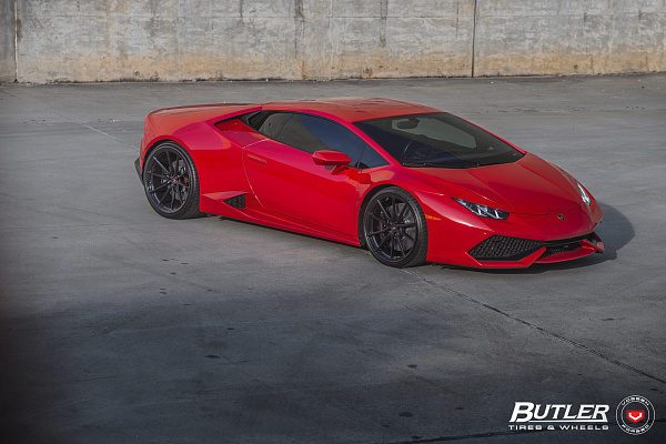 Фото дисков Vossen M-X2 Черный глянец на Lamborghini Huracan