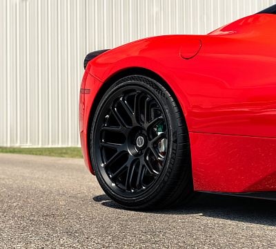 Фото дисков Brixton Forged TR08 на Ferrari 458