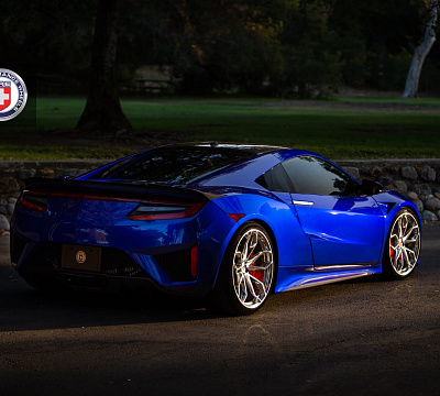 Фото дисков HRE P201 на Acura NSX II