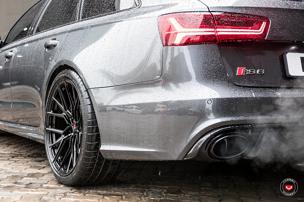 Фото дисков Vossen M-X3 Черный глянец на Audi A/RS 6 (C7)