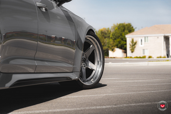 Фото дисков Vossen GEN-01 (3-Piece) Сатиновый лак на Audi A/RS 6 (C8)