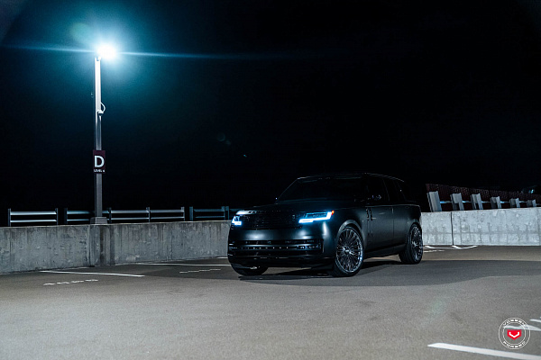 Фото дисков Vossen S17-14 Глянцевый темный лак на Land Rover Range Rover V