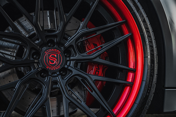 Фото дисков Strasse Wheels SV10M-RS Deep Concave FS Другой цвет на Mercedes-Benz AMG GT I