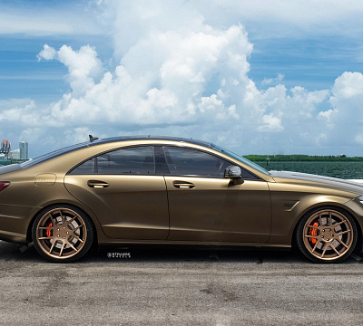 Фото дисков Strasse Wheels SM5 Deep Concave на Mercedes-Benz CLS (C218)