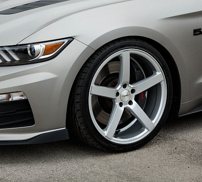 Фото дисков Vossen CV3 на Ford Mustang VI