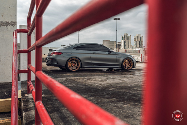 Фото дисков Vossen M-X2 Глянцевая темная медь на Mercedes-Benz C-Class (W205)
