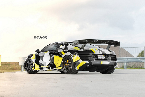 Audi R8 V10