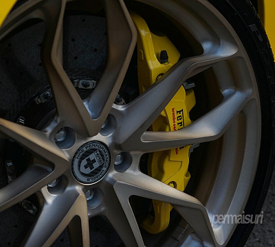 Фото дисков HRE P201 на Ferrari 488