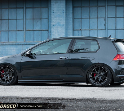 Фото дисков BC Forged HCS21 на Volkswagen Golf VII