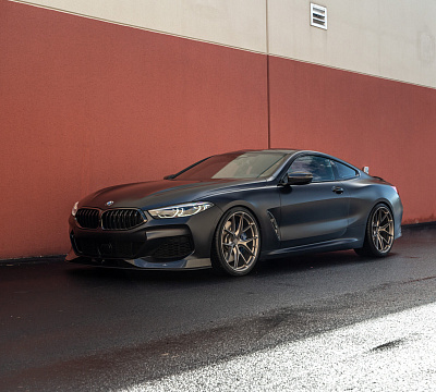 Фото дисков HRE P101 на BMW 8/M8