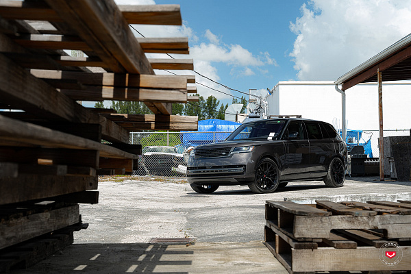 Фото дисков Vossen M-X3 Черный глянец на Land Rover Range Rover V