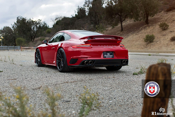 Фото дисков HRE RC100 Черный глянец на Porsche 911 VII