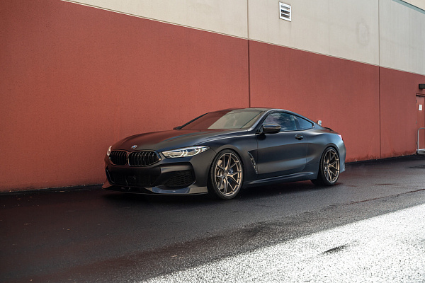 Фото дисков HRE P101 Сатиновый темный лак на BMW 8/M8