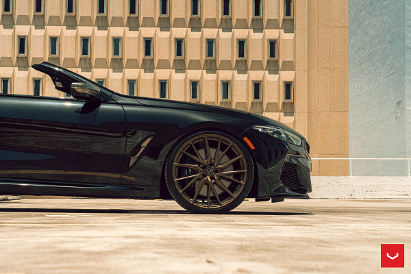 Фото дисков Vossen HF-4T Сатиновая бронза на BMW 8/M8