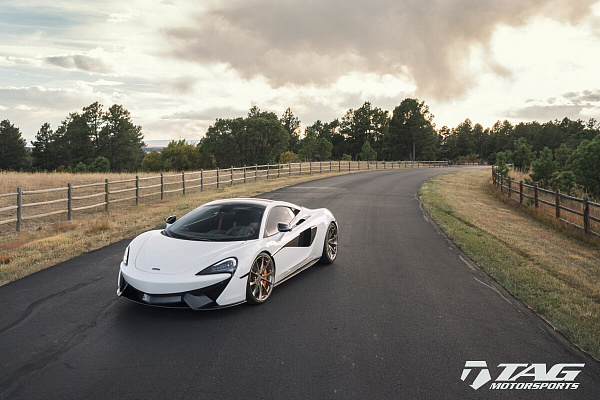 Фото дисков HRE P204 Глянцевое темное золото на McLaren 570S