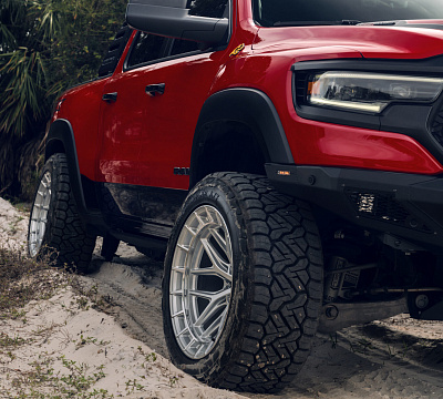 Фото дисков Vossen HFX-1 (6-Lug) на Ram 1500 V