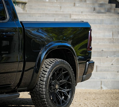 Фото дисков 4PLAY 4P83 на Ram 1500 V