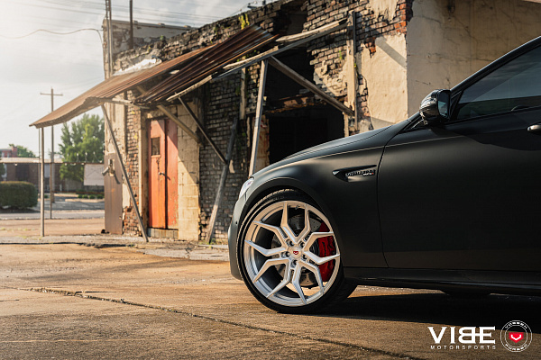 Фото дисков Vossen EVO-3 Глянцевый лак на Mercedes-Benz E-Class (W213, S213, C238)
