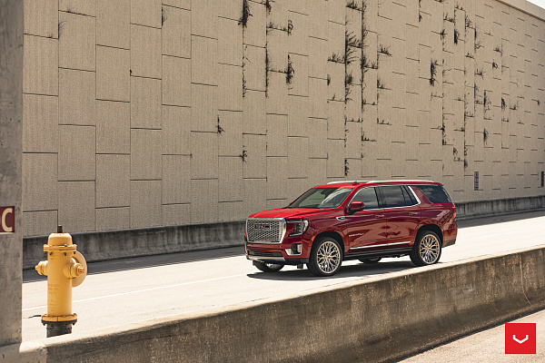 Фото дисков Vossen HF6-3 Серебро на GMC Yukon V