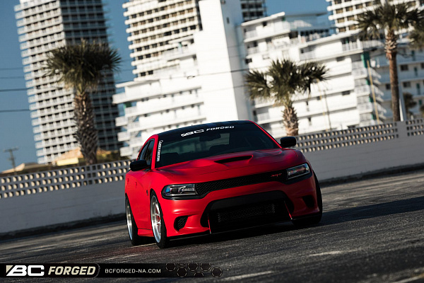 Фото дисков BC Forged LE52 // MLE52 Глянцевый лак на Dodge Charger VII