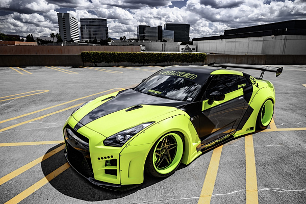 Фото дисков Savini SV71 Другой цвет на Nissan GT-R