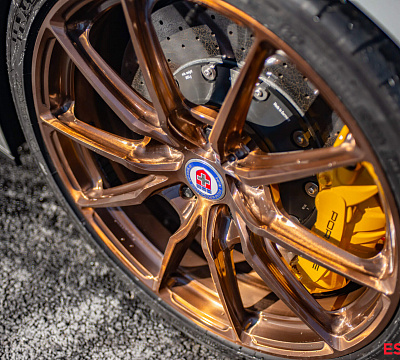 Фото дисков HRE P104SC на Porsche Cayman III
