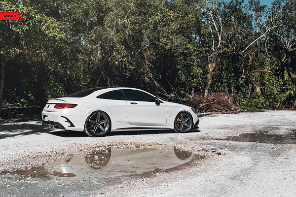 Фото дисков Anrky AN35 Сатиновый графит на Mercedes-Benz S-Class (W222, C217)