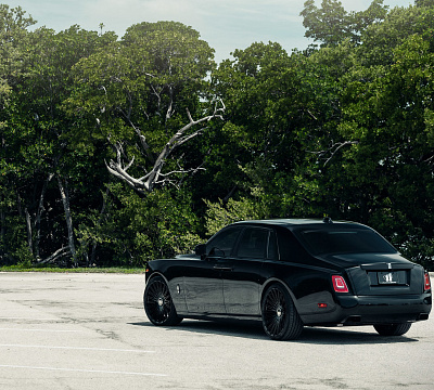 Фото дисков Vossen S17-14 на Rolls-Royce Phantom