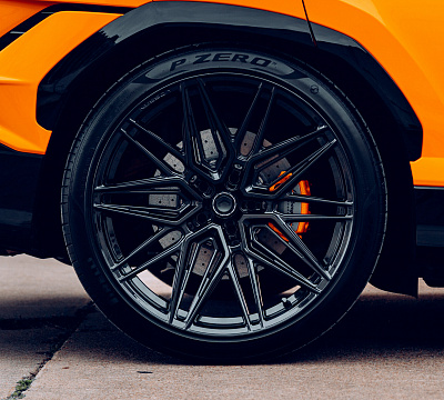 Фото дисков Vossen HF-7 на Lamborghini Urus