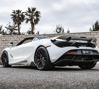 Фото дисков Brixton Forged PF10 на McLaren 720S