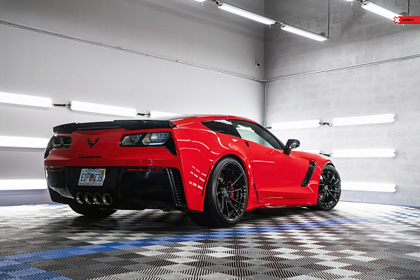 Фото дисков Anrky AN23 Черный глянец на Chevrolet Corvette C7