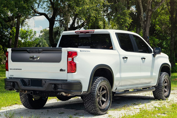 Фото дисков 4PLAY 4PS63 Сатиновая бронза на Chevrolet Silverado IV