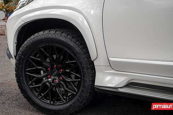 Фото дисков Vossen HF6-3 Черный глянец на Mitsubishi Pajero Sport III