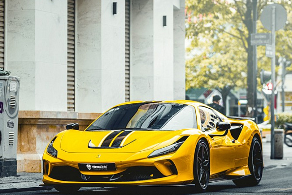 Фото дисков Brixton Forged PF2 Черный сатин на Ferrari F8