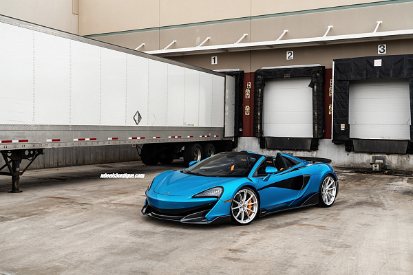 Фото дисков HRE P104SC Глянцевый лак на McLaren 600