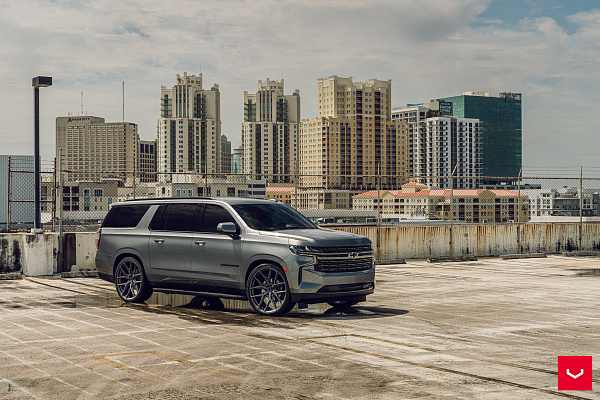 Фото дисков Vossen HF6-4 Глянцевый графит на Chevrolet Suburban XII