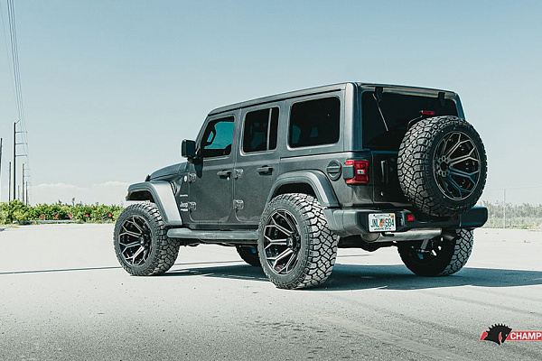 Фото дисков 4PLAY 4P80R  на Jeep Wrangler IV (JL)