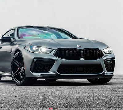 Фото дисков HRE P107SC на BMW 8/M8