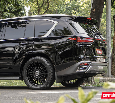 Фото дисков Vossen HF-8 на Lexus LX IV