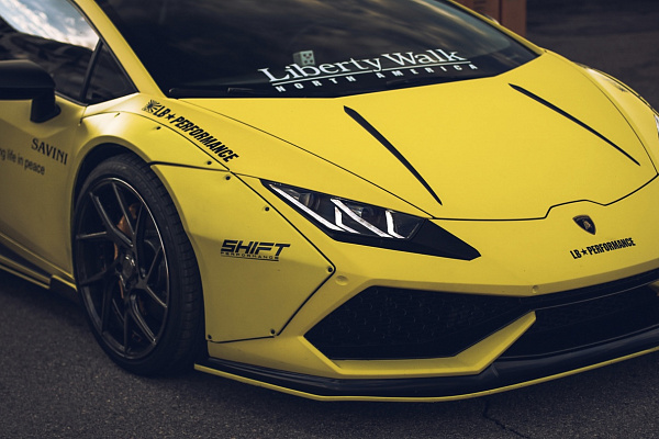 Фото дисков Savini SV67 Сатиновый темный лак на Lamborghini Huracan