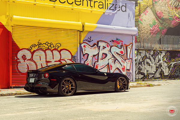 Фото дисков Vossen EVO-2R Глянцевая темная бронза на Ferrari F12
