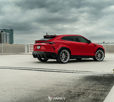 Фото дисков Anrky AN38 на Lamborghini Urus