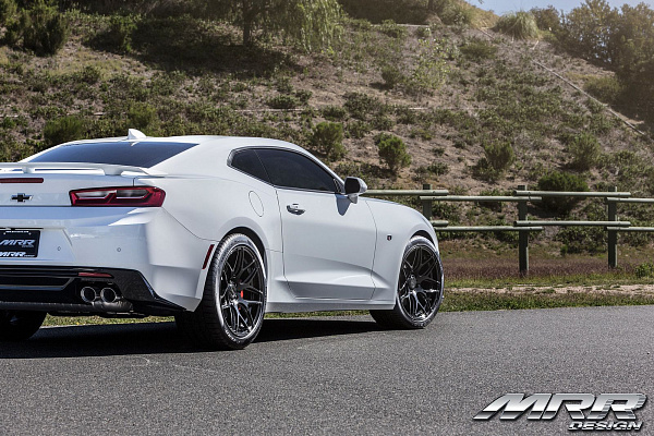 Фото дисков MRR FS01 Черный глянец на Chevrolet Camaro VI