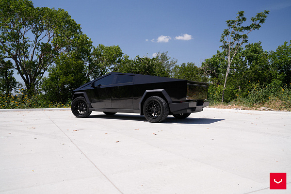Фото дисков Vossen HFX-1 (6-Lug) Черный глянец на Tesla Cybertruck