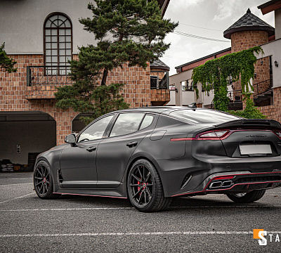 Фото дисков Vossen HF-3 на Kia Stinger