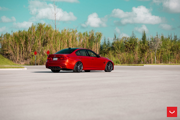 Фото дисков Vossen VFS-4 Глянцевый графит на BMW 3/M3 (F3x/F80)