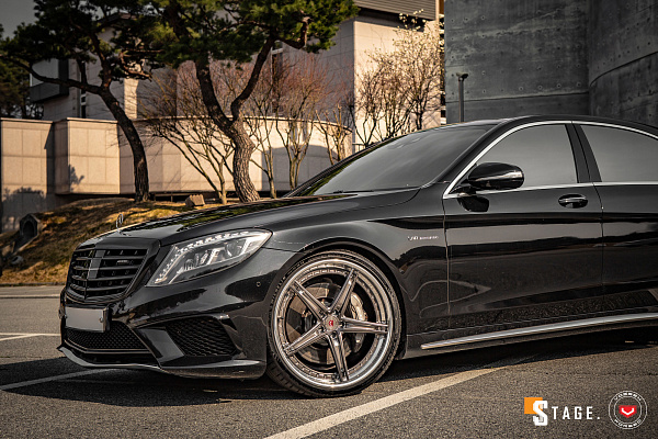 Фото дисков Vossen S17-03 (3-Piece) Глянцевый темный лак на Mercedes-Benz S-Class (W222, C217)